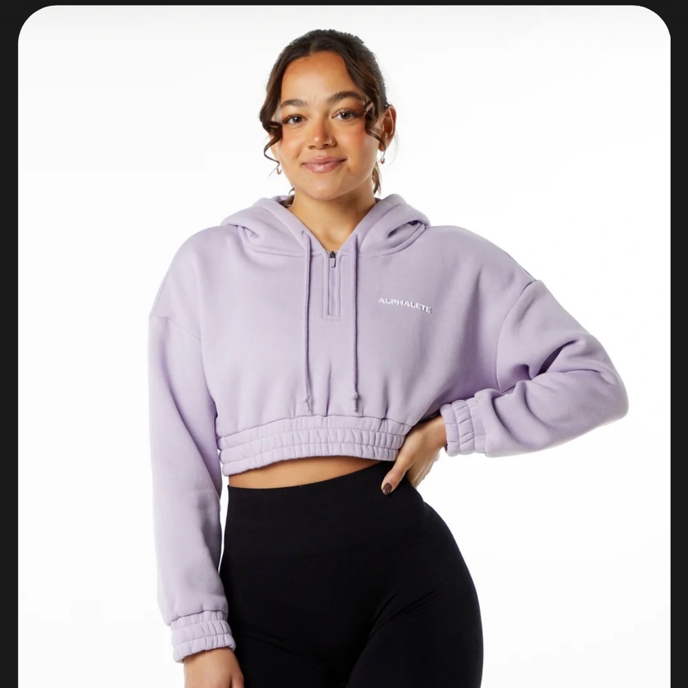 Cropped alphalete half zip in misty lilac